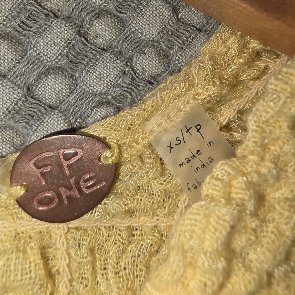 Free People XS Gauzy Yellow Smocked Boho Flutter Top - Picture 5 of 9